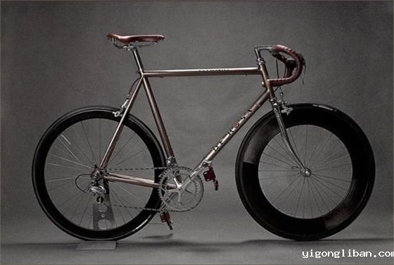 钛自行车